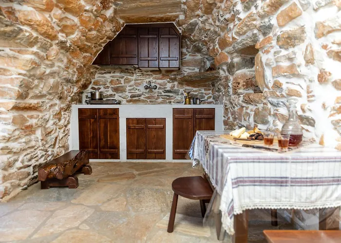 Mitatos Naxos - Apeiranthos * Ligaridia